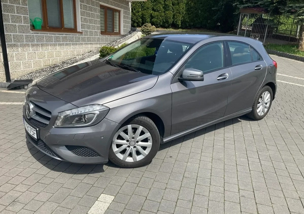 Mercedes-Benz Klasa A cena 49000 przebieg: 186000, rok produkcji 2014 z Żabno małe 154